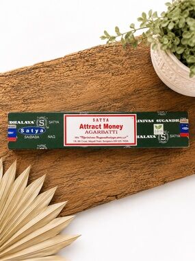 🪔✨ Satya Attract Money Incense – New in Box 💚💸
